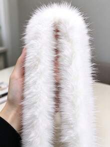 1 Roll Classic White Faux Fur Ribbon - Soft Plush Garland, Suitable For Christmas Tree, Wedding, Party Decoration - Elegant Fuzzy Hanging Decorative Strip, Multi-Functional Holiday And Year-Round Decoration - Multicolor - View 12