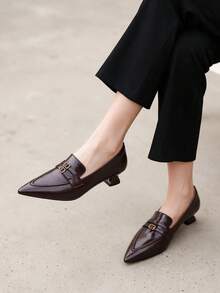 2026 Spring/Summer New Women's Pointed Toe Kitten Heel Mule Sandals, Low Heel Commuter Comfortable Shoes - Brown - View 5