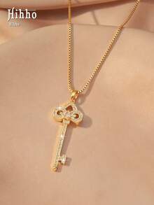Hihho 1pc Luxury Style Key Rhinestone Necklace, Sparkling Crystal Pendant, Jewelry Accessory Gift For Women - Key - View 3