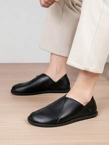 Men's Plus Size Slip-On Casual Loafers With Exquisite Embroidery, Sturdy Stitching, Flexible Upper, Comfortable Fit - Black - View 3