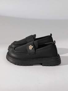 Sepatu Loafer Slip-On Modis untuk Anak Perempuan, Dekorasi Mahkota Berlian Imitasi Logam, Sol Tebal Anti Selip, Lapisan Lembut, Pas Nyaman, Warna Hitam Klasik, Abadi untuk Pakaian Sekolah Sehari-hari - Hitam - View 2