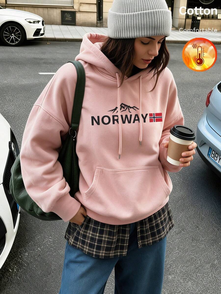 بلوزة رياضية بغطاء رأس للنساء للخريف/الشتاء مع جيوب، رسمة مشهد جبلي ونص "NORWAY"، بأسلوب Y2K - أحمر رملي - مشاهدة 1