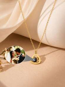 Kalung Proyeksi Foto Kustom dengan Liontin Hati yang Dipersonalisasi, Perhiasan Hadiah untuk Kekasih, Keluarga, dan Teman di Hari Raya, Pernikahan, atau Ulang Tahun. - Aneka Warna - Gaya 9 - View 8