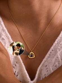 Kalung Proyeksi Foto Kustom dengan Liontin Hati yang Dipersonalisasi, Perhiasan Hadiah untuk Kekasih, Keluarga, dan Teman di Hari Raya, Pernikahan, atau Ulang Tahun. - Aneka Warna - Gaya 9 - View 4