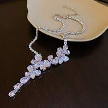 White Zirconia Inlaid Necklace With Teardrop Gemstone Design, Eye-Catching, Suitable For Evening Parties, Weddings And Other Formal Occasions - White - View 3