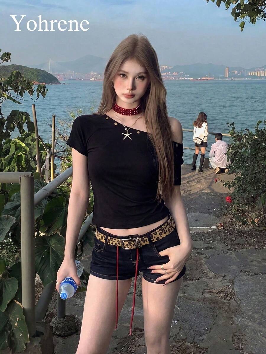 Women's Asymmetric Ruched Waist T-Shirt, Asymmetric Shoulder Short Sleeve Crop Top, Casual Black Summer - Black - View 1