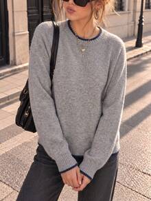 Sweater Lengan Panjang Wanita Kerah Bulat dengan Trim Kontras, Kasual, Serbaguna untuk Sehari-hari - Grey - View 4