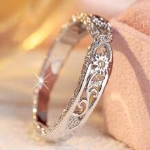 Women's Twisted Hollow Thin Ring, Embossed Design With Small Flower Synthetic Zirconia Accents, Exquisite Jewelry - Silver - View 7