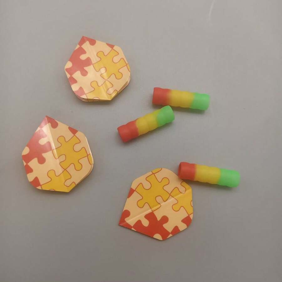 飛鏢替換套件,3件PET材質飛鏢翼,3件防滑套筒,提升飛鏢飛行準確度,適用於派對遊戲娛樂與專業練習,完美的飛鏢練習工具 - D - 查看 1