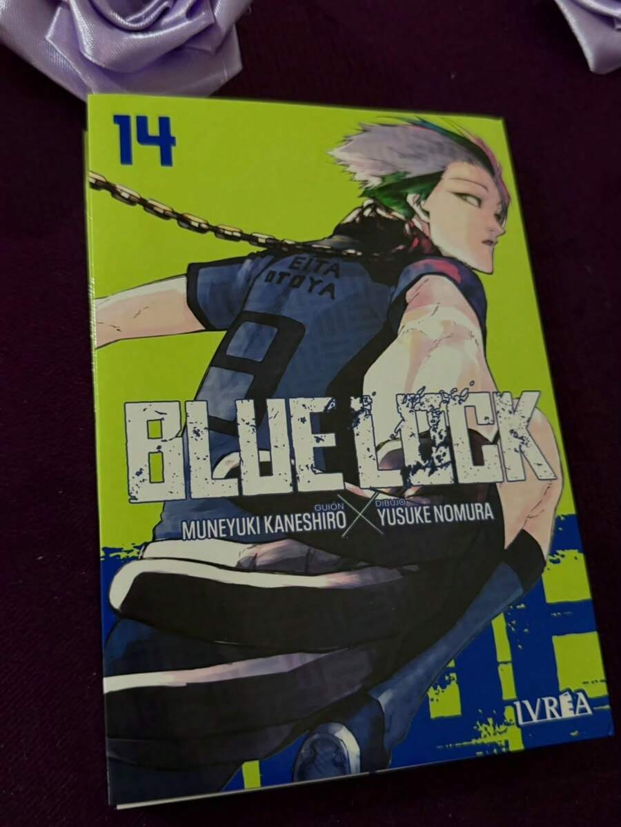 Comics & Graphic Novels - Single Book - View 1