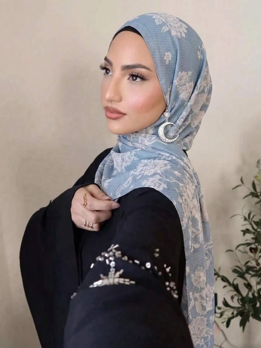 1件女款波希米亞風時尚復古花卉印花黏膠纖維希賈布,柔軟防風披肩圍巾,適合春夏街頭穿搭,百搭日常配件 - 淺藍色 - 查看 1