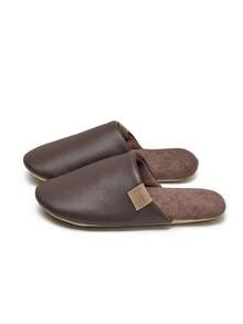 Unisex Waterproof PU Upper Silent Soft Sole Closed Toe Slippers, Towel Fabric Lining Simple Fuzzy Slippers, Fashion Letter Logo Minimalist Aesthetic Home Slippers, Autumn/Winter - Brown - View 7