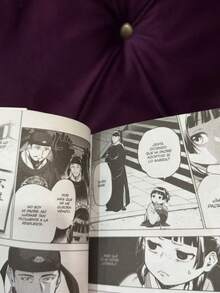 Comics & Graphic Novels - Single Book - View 2