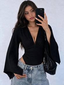 Women's Deep V-Neck Long Sleeve Flared Sleeve Slim Fit Bodysuit, Flattering, Suitable For Date Night And Nightclub Party - Black - View 1
