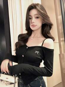 Sexy Style Butterfly Button Hem Slit Cold Shoulder Long Sleeve T-Shirt Women Autumn Design Sexy Slim Fit Flattering Top Black - Black - View 2