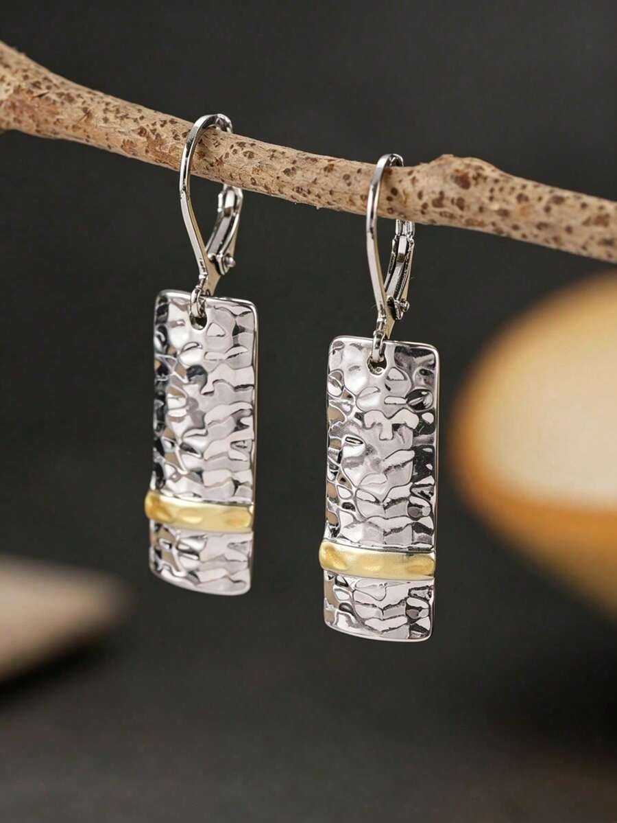 ZHIXUN 1 Pair Ladies' Rectangular Earrings With Hammer Pattern, Vintage Texture, Minimalist And Exquisite Style, Versatile For Parties And Vacations - Earrings - View 1