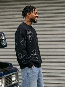 BLACKTOEXIT Men's Crew Neck Drop Shoulder Minimalist Commute Casual Sweater, Autumn/Winter - Black - View 3