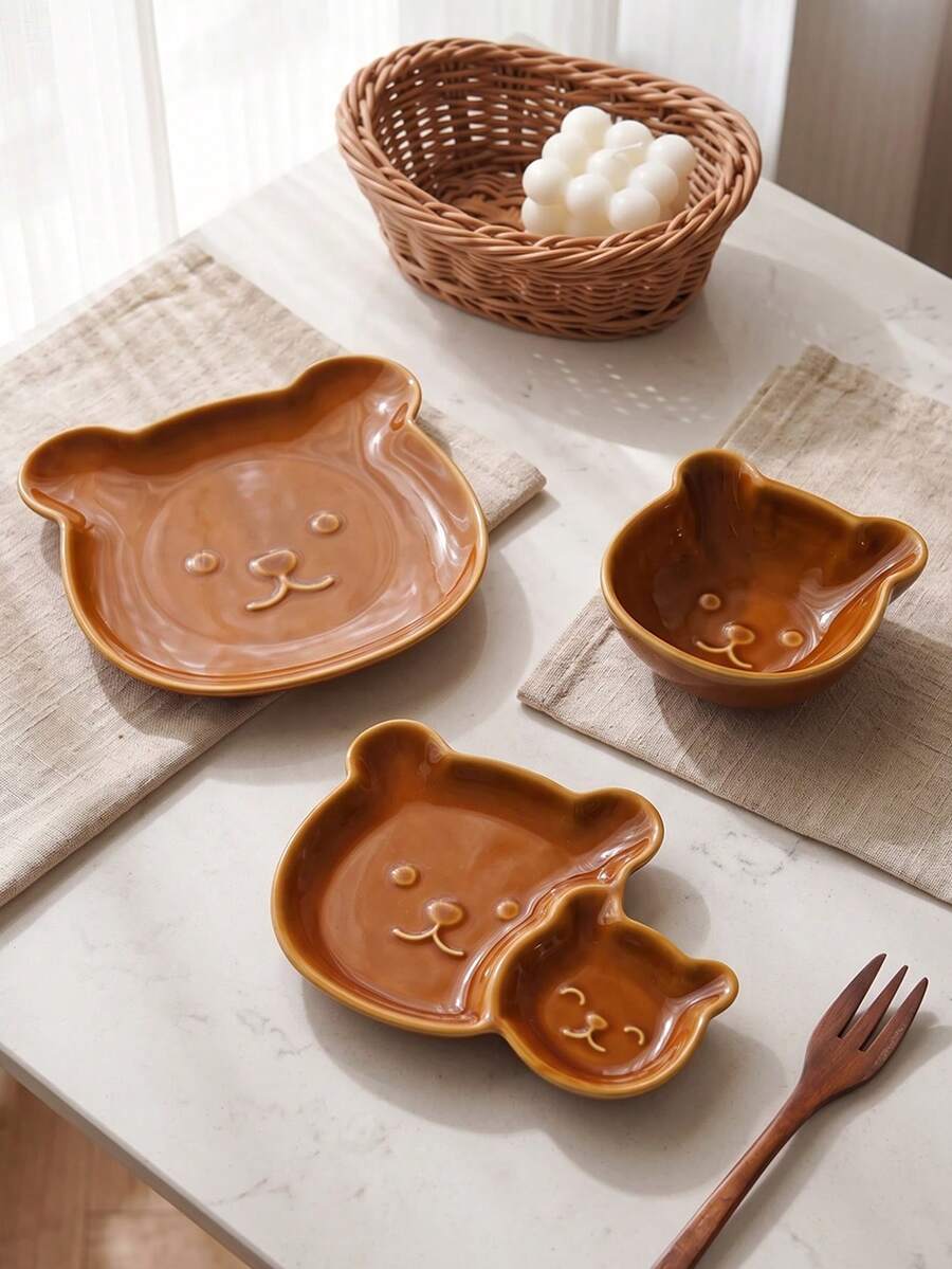 1pc Bear Ceramic Plate, Brown Dual-Compartment Bear Plate, Exquisite, Suitable For Home Decor Tableware, French Fries Fried Chicken Dipping Sauce Plate, Gift, Holiday Decoration