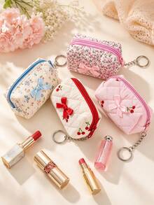 Dompet mini dengan motif rantai mutiara dan gantungan kunci; desainnya yang portabel membuatnya sempurna untuk menyimpan aksesori kecil atau lipstik. - MultiWarna - View 4