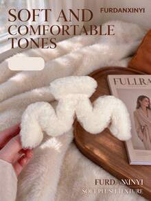FURDANXINYI 1pc Solid Color Plush / Hair Claw,Elegant Extra Large Fluffy Wavy Hair Clip - Adorable Comfortable - Black - View 14