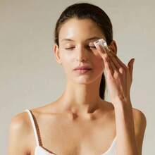 SKIN1004 Centella Toning Toner – Mild Exfolierendes Gesichtswasser 30 Ml - Soothing and Calming - View 2