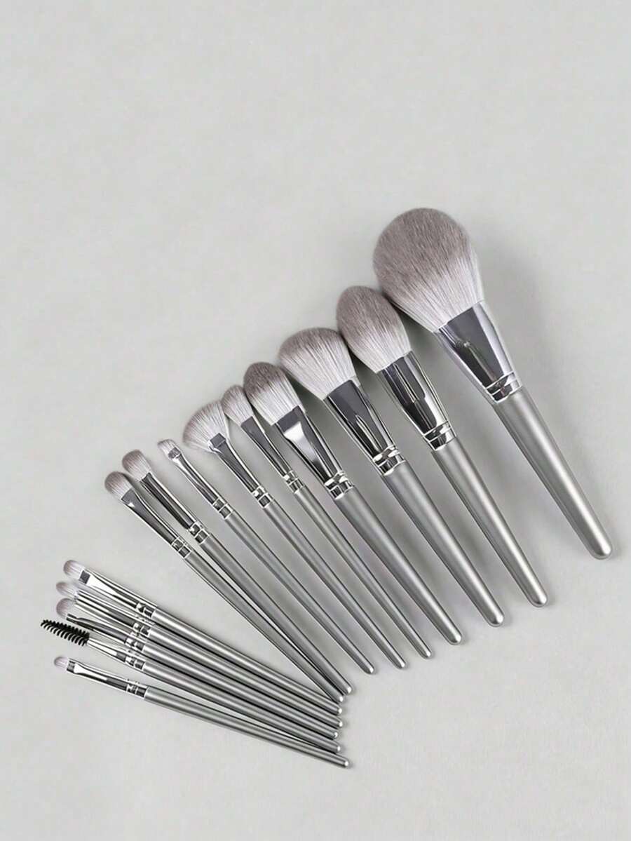 Luxury Professional Cappuccino Makeup Brush, Soft Fiber Bristles ...
