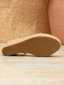 Sandal Wedges Wanita Terbaru dengan Hiasan Berlian Imitasi Emas dan Tekstur Gabus, Sepatu untuk Pemakaian Sehari-hari - Emas - View 7