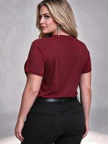Plus Size Women's Mesh Patchwork V-Neck Casual Daily Wear T-Shirt - Burgundy - View 4