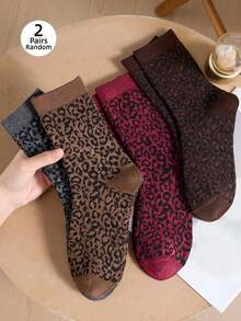 2 Pasang Kaos Kaki Wanita Setengah Betis, Motif Leopard Burgundy Tebal dan Hangat, Cocok untuk Dipakai di Musim Gugur/Musim Dingin - MultiWarna - View 8