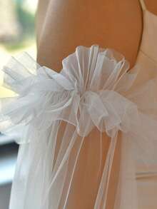1 Pair Detachable Long White Tulle Bridal Sleeves With Pearl Buttons, Suitable For Wedding, Bridal Photography, Can Be Used As Party Dress Accessory - White - View 4