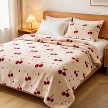1 Buah Selimut Flanel Motif Ceri Burgundy dengan Dasar Krem, Selimut Dekorasi Sofa Minimalis dan Segar - MultiWarna - View 7