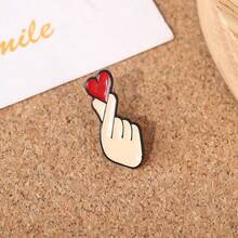 Finger Heart Enamel Lapel Pin, Cute Hand Gesture Brooch, Heart Alloy Badge For Clothing Backpack Decoration - A - View 4
