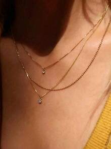1 dây chuyền nhiều lớp xếp chồng thời trang tinh xảo với mặt dây chuyền đá Cubic Zirconia mạ vàng, phù hợp cho nữ đeo hàng ngày, hẹn hò và dự tiệc, cũng là món quà hoàn hảo cho bạn bè - Vàng - Xem 3
