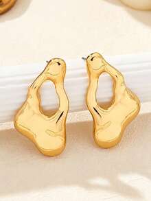 1 Pair European And American Geometric Hollow Teardrop Earrings Studs For Women - Yellow Gold - View 3
