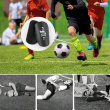 1 Pair Of Mini Football Shin Guards, Designed For Outdoor Sports Training, Featuring Wear-Resistant/Strong/Durable Material Suitable For Both Students And Adults, With A Compact Size - Multicolor - View 9