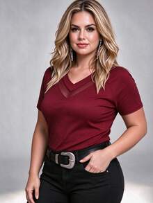 Plus Size Women's Mesh Patchwork V-Neck Casual Daily Wear T-Shirt - Burgundy - View 2