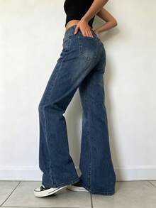 Women's Pocket Flare Leg Fashion Casual Denim Jeans - Medium Wash - View 2