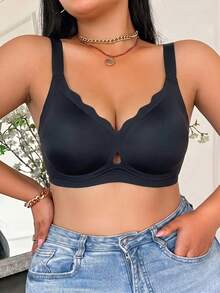 Plus Size Women's Seamless Bra, Scalloped V Neck With Front Cutout Design, Wide Strap Wirefree Underwear, Daily Wear Bra - Black - View 3