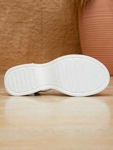 Women's New Bow Decor Thick Sole Black Sandals, Ankle Strap Buckle Round Toe Platform Beach Vacation Shoes - White - View 6
