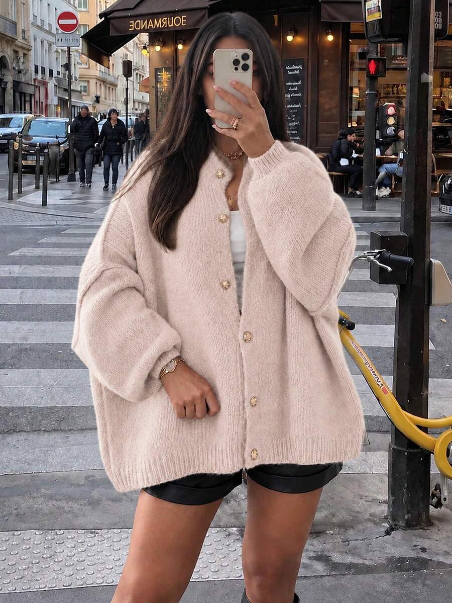 Joy Knit 女款秋冬針織毛衣 時尚新款 冬季開襟衫 簡約百搭 寬鬆版型 鈕扣針織長袖開襟衫 - 米杏色 - 查看 1