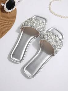 Summer Silver Square Toe Pearl Embellished Single Strap Flat Slides, Gentle Style Outdoor Wear Solid Color Fashion PU Leather Beaded Women's Flat Sandals For Home - Silver - View 5