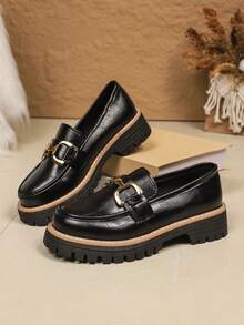 Sepatu Loafer Wanita Gaya Inggris dengan Gesper Logam, Sol Tebal, Sepatu Slip-On Platform Retro, Serbaguna - Hitam - View 2