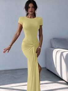 Women's 2-Piece Set: Fitted Cream Yellow Short Sleeve Jumpsuit Paired With Ruffle Waist Maxi Skirt, Elegant For Spring/Summer Date - Light Yellow - View 1
