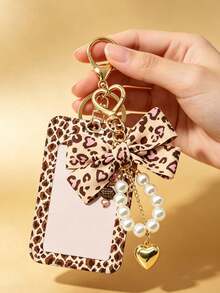 Tali Gantungan Kartu Identitas Motif Leopard dengan Pita, Gantungan Kunci Hati Mutiara, Cocok untuk Wanita di Kantor dan Sekolah, Hadiah Ideal untuk Kembali ke Sekolah atau Kembali Bekerja - MultiWarna - View 8