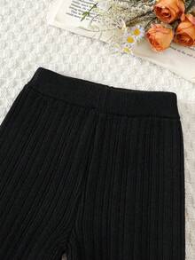 WUHUANG YIYI Girls 2-Piece Set Chinese Style Solid Color Cable Knit Diamond Texture White Heart Cable Raglan Sleeve Knit Sweater Top With Vertical Ribbed Black Knit Flared Long Pants Outfit, Festive Holiday Style, Versatile For Autumn/Winter - Red - View 6