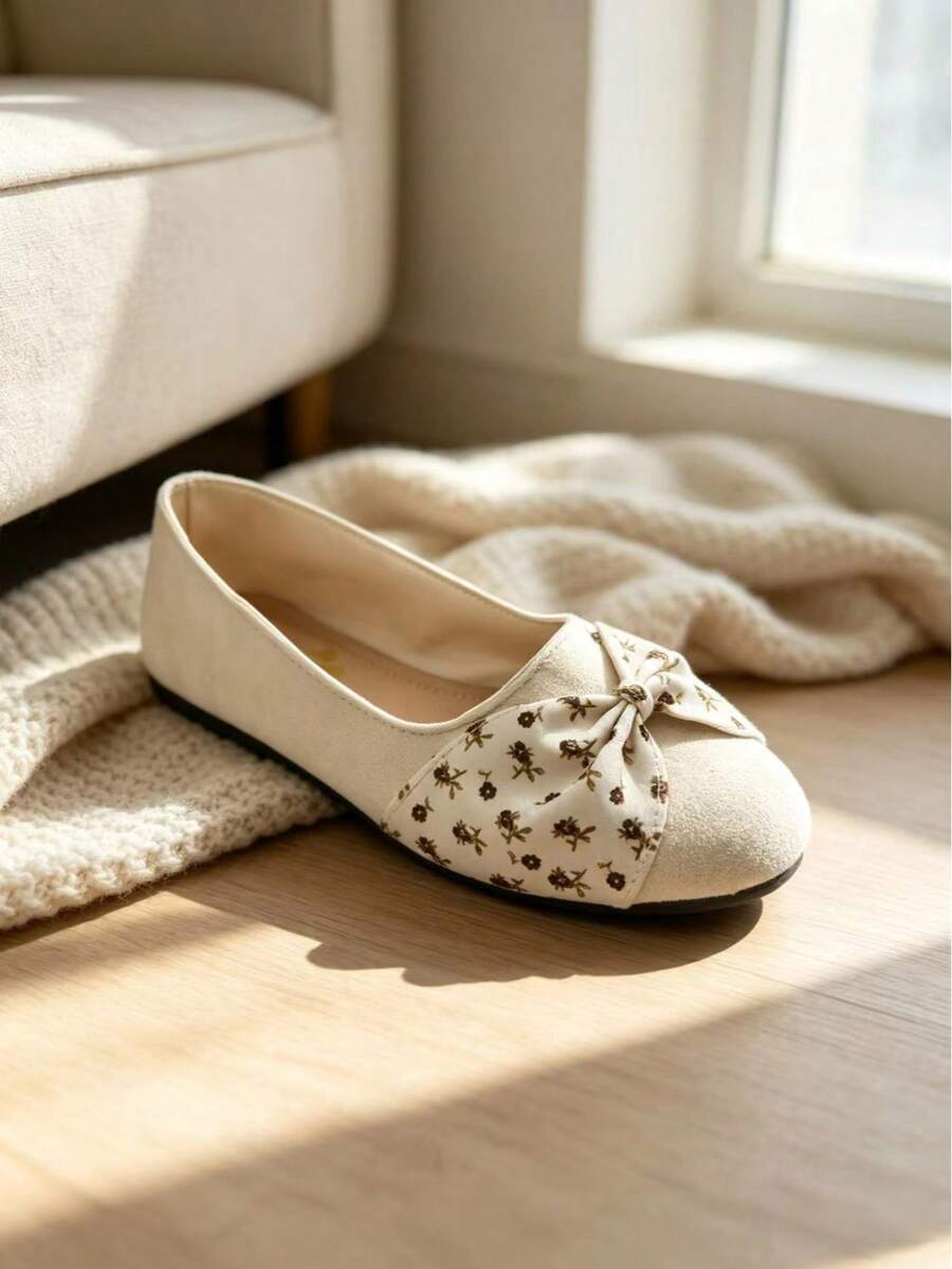 Women's Ditsy Floral Print Commuter Casual Basic Ruffle Bow Ballet Soft Sole Flat Shoes All Season - Chantilly - View 1