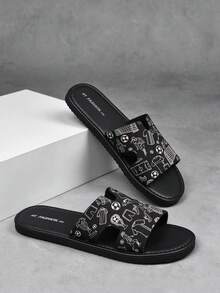 Men's Black Random Print Toe Sandals, Wide Footbed Flat Soft Sole Comfortable, Summer Outdoor Beach Casual Sandals, Breathable Non-Slip Versatile, Suitable For Halloween Gift - Black - View 2
