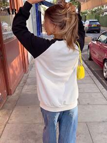 ARA CHIC Women's Autumn/Winter Raglan Sleeve Sweatshirt, Black And White Contrast Color Round Neck Long Sleeve Top, Loose Casual Pullover, Suitable For Daily Street And Date Outfits - Black and White - View 8