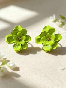 1 Pair Women's Fashion 3D Floral Spray Painted Stud Earrings - Fashionable 3D Flower Stud Earrings - View 11