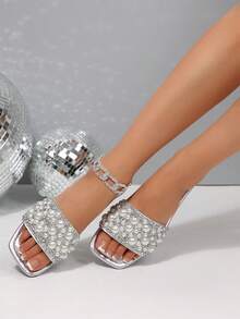 Summer Silver Square Toe Pearl Embellished Single Strap Flat Slides, Gentle Style Outdoor Wear Solid Color Fashion PU Leather Beaded Women's Flat Sandals For Home - Silver - View 2